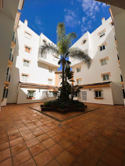 Image No.20-2 Bed Apartment for sale