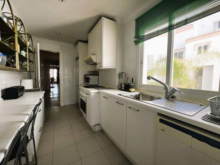 Image No.38-2 Bed Apartment for sale