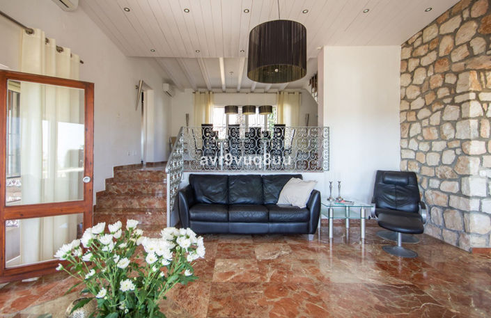 Image No.14-7 Bed Villa for sale