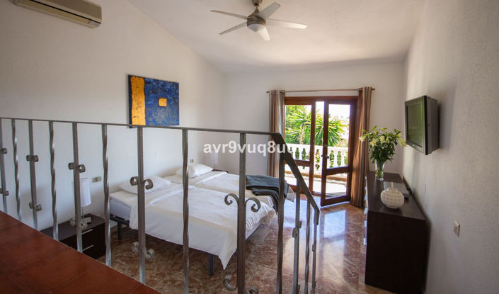 Image No.28-7 Bed Villa for sale
