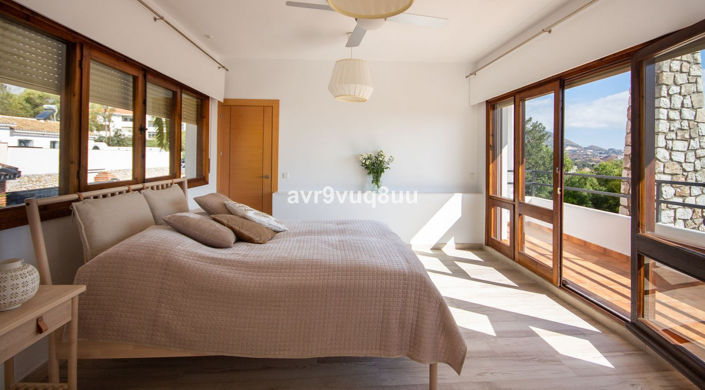 Image No.29-7 Bed Villa for sale