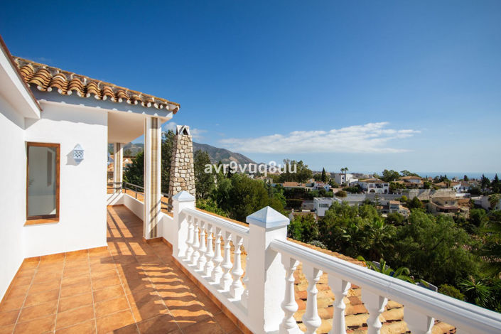 Image No.7-7 Bed Villa for sale