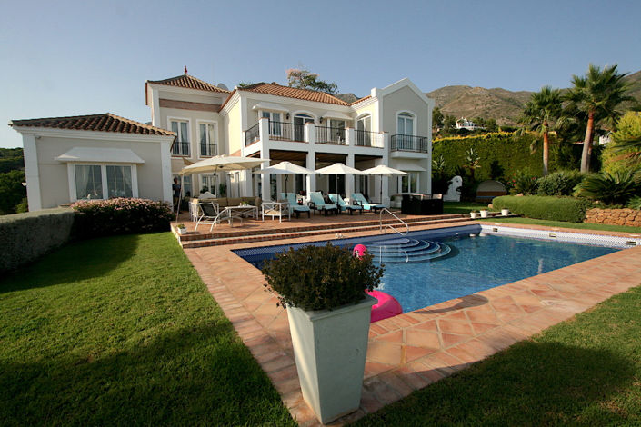 Image No.9-5 Bed Villa for sale