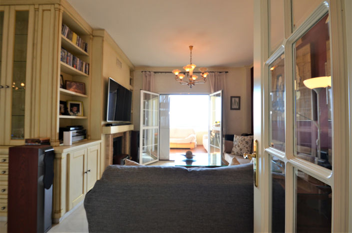 Image No.20-3 Bed Apartment for sale