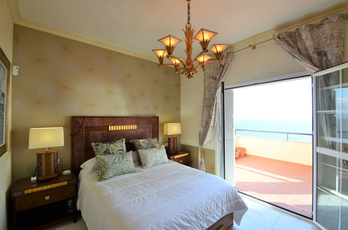 Image No.24-3 Bed Apartment for sale