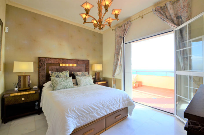 Image No.27-3 Bed Apartment for sale