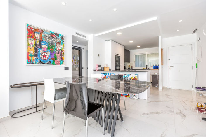 Image No.8-2 Bed Apartment for sale