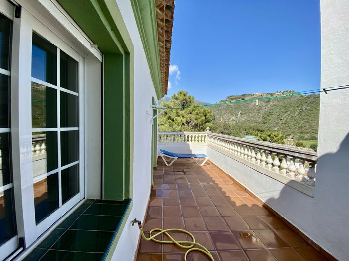 Image No.2-Villa de 4 chambres à vendre à Benahavis