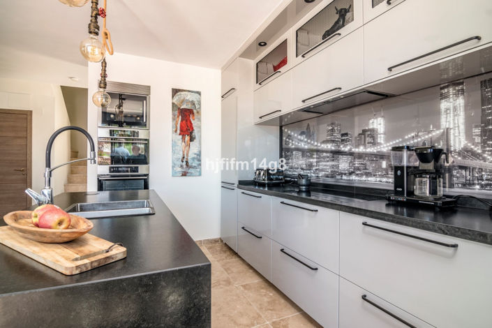 Image No.24-3 Bed Penthouse for sale