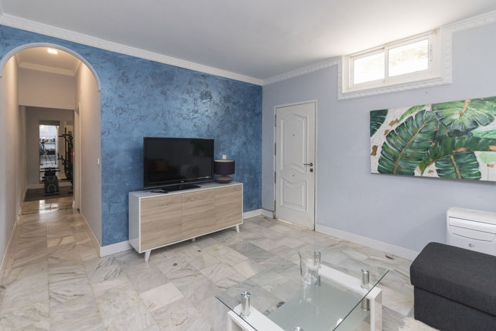 Image No.15-10 Bed Villa for sale