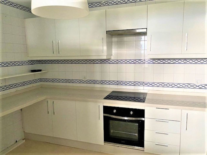 Image No.9-3 Bed Apartment for sale