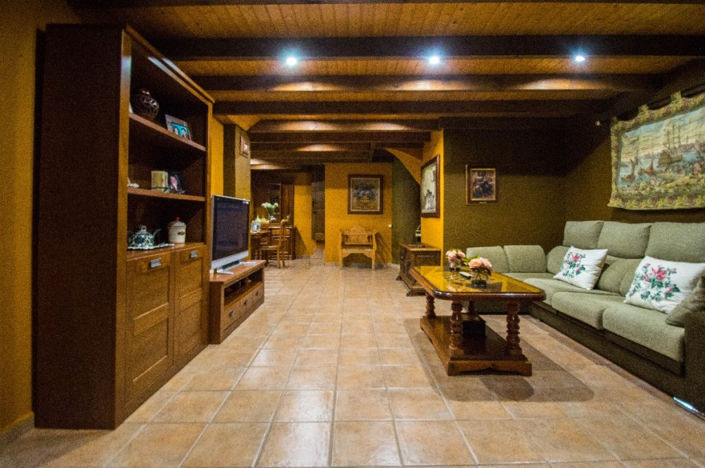 Image No.15-4 Bed Villa for sale