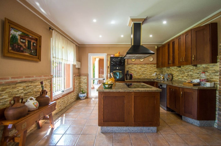 Image No.19-4 Bed Villa for sale