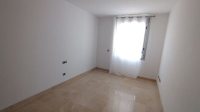 50d8vljeknl10-75bef5f12e72a6d65f05a48dacffbe4