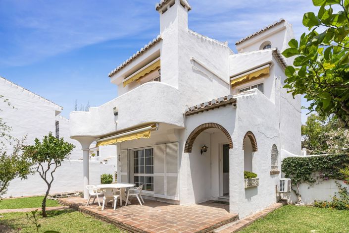 Image No.1-3 Bed Townhouse for sale