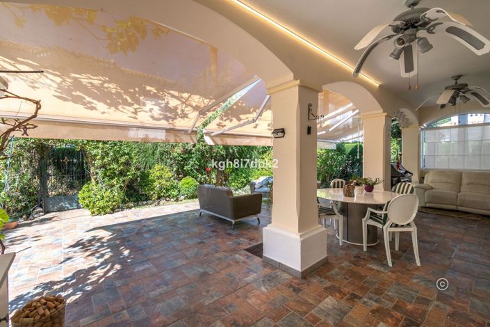 Image No.12-Villa de 4 chambres à vendre à Estepona