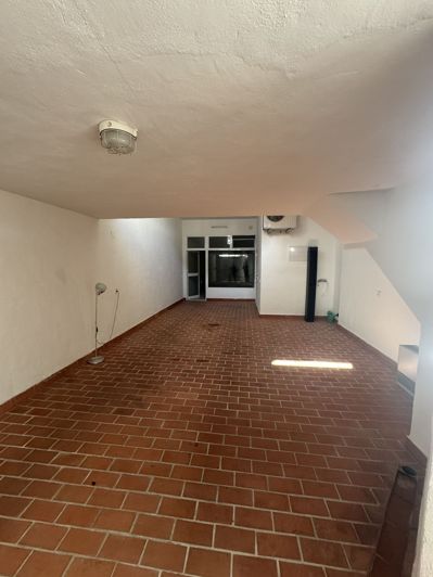 Image No.10-4 Bed Townhouse for sale