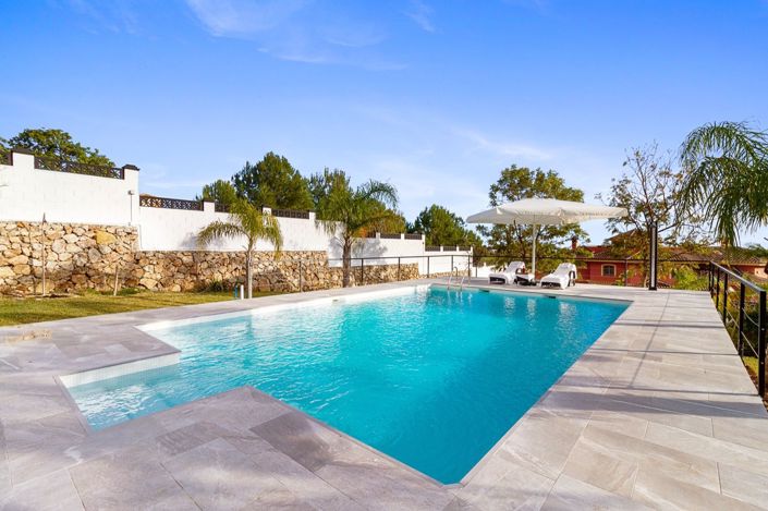 Image No.1-5 Bed Villa for sale