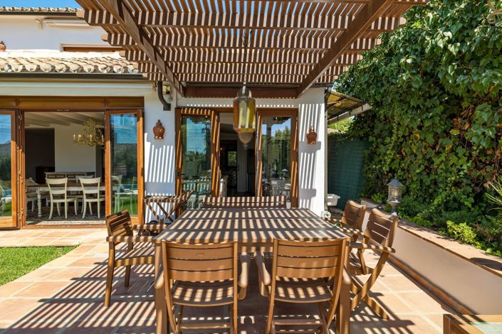 Image No.7-6 Bed Villa for sale