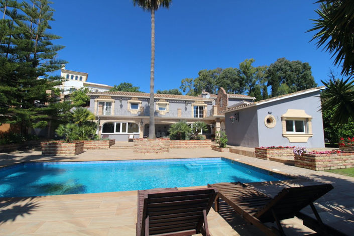 Image No.2-5 Bed Villa for sale