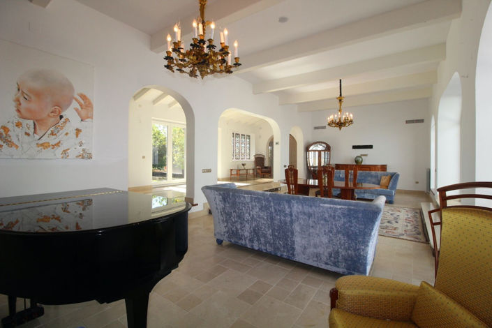 Image No.8-5 Bed Villa for sale