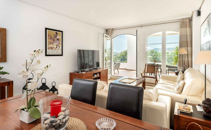 Image No.10-2 Bed Apartment for sale