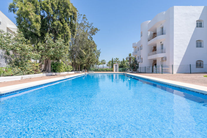 Image No.1-Appartement de 2 chambres à vendre à Estepona