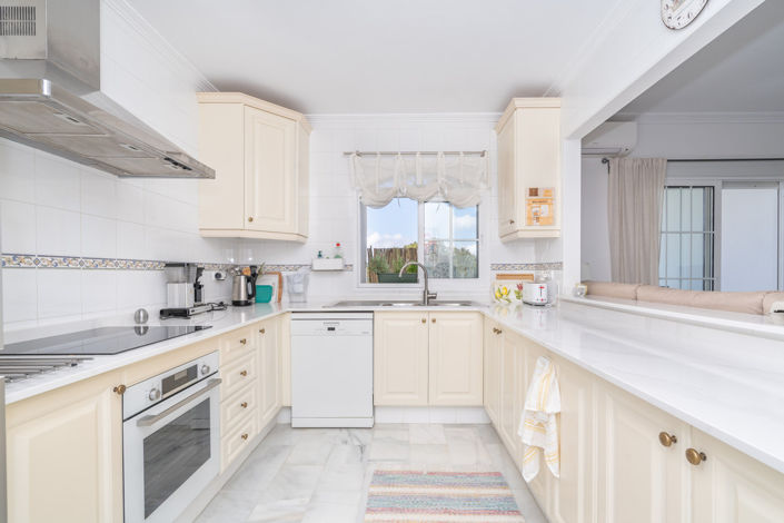 Image No.13-2 Bed Apartment for sale