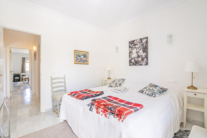 Image No.16-2 Bed Apartment for sale