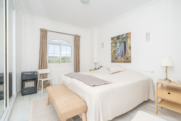 Image No.17-2 Bed Apartment for sale