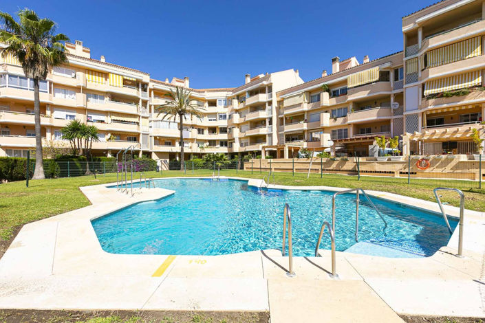 Image No.1-Appartement de 3 chambres à vendre à Estepona