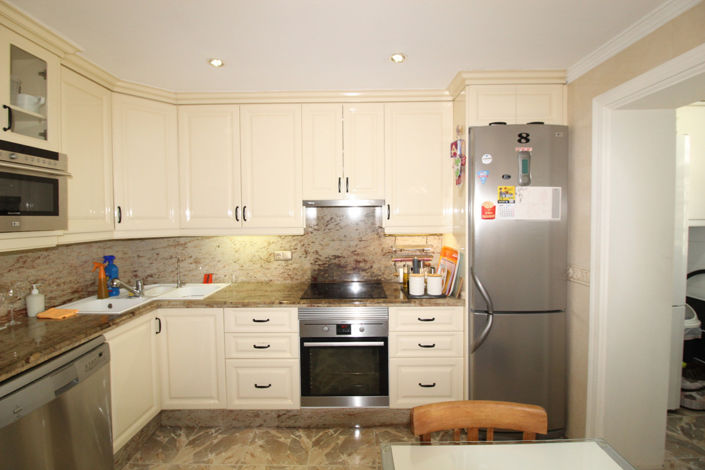 Image No.15-3 Bed Townhouse for sale