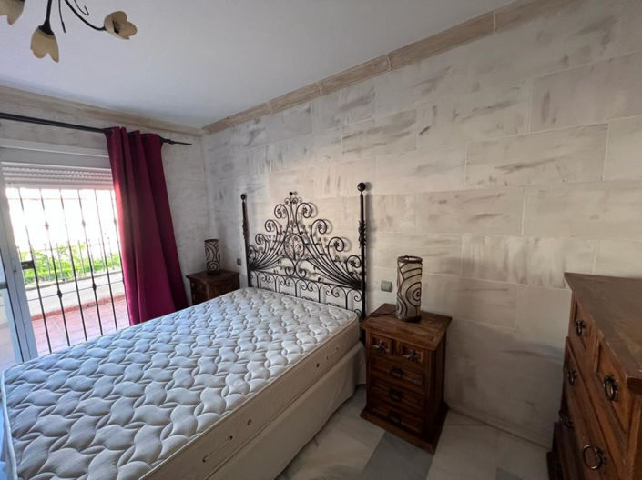 Image No.6-3 Bed Townhouse for sale