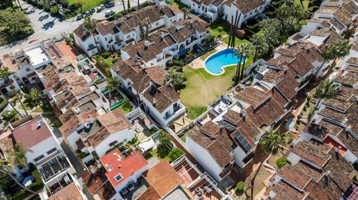 Image No.1-3 Bed Townhouse for sale
