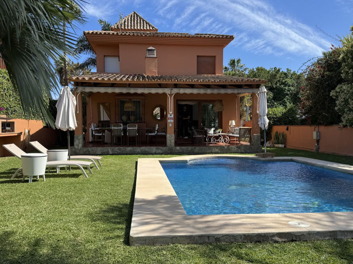 Image No.2-Villa de 5 chambres à vendre à Mijas