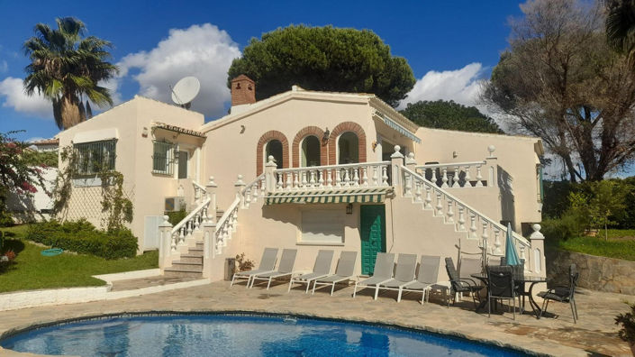 Image No.1-4 Bed Villa for sale