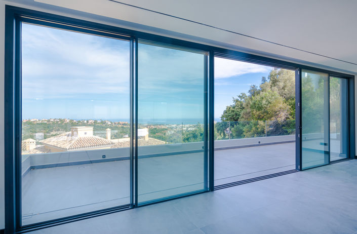 Image No.15-7 Bed Villa for sale