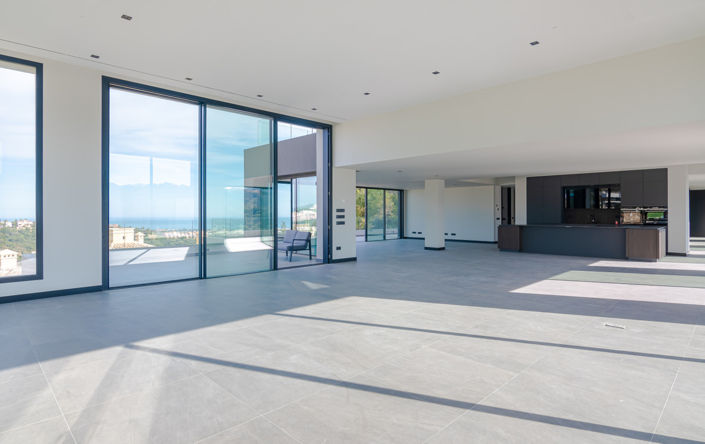 Image No.22-7 Bed Villa for sale