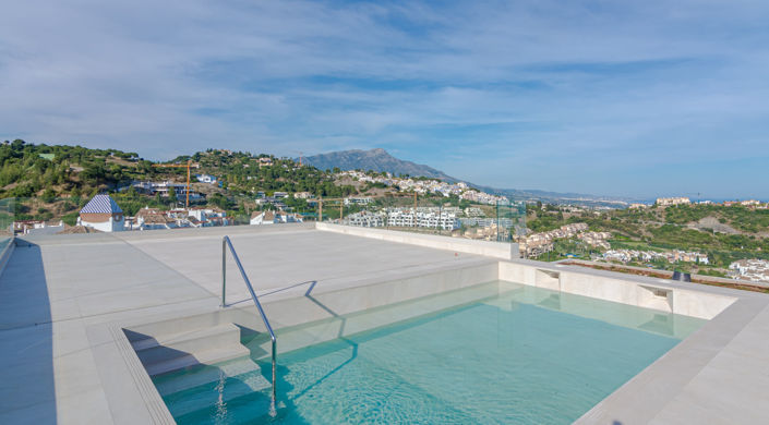 Image No.8-7 Bed Villa for sale