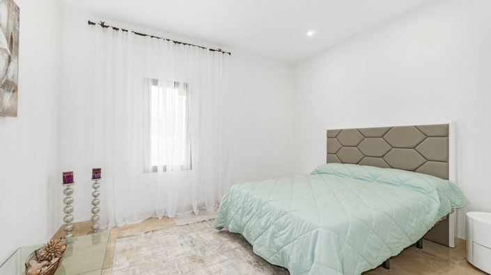 Image No.19-4 Bed Villa for sale