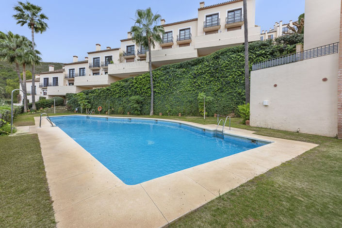 Image No.1-4 Bed Townhouse for sale