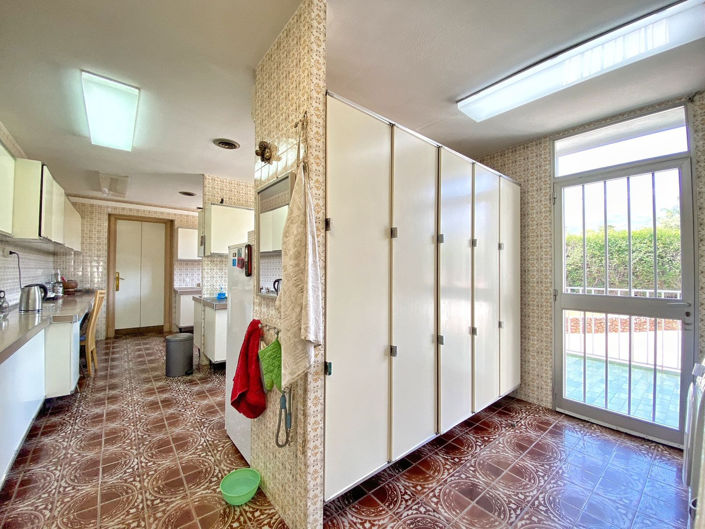 Image No.18-4 Bed Villa for sale