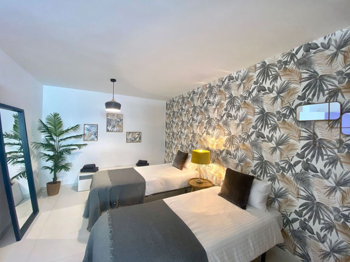 Image No.23-Villa de 6 chambres à vendre à Nueva Andalucia