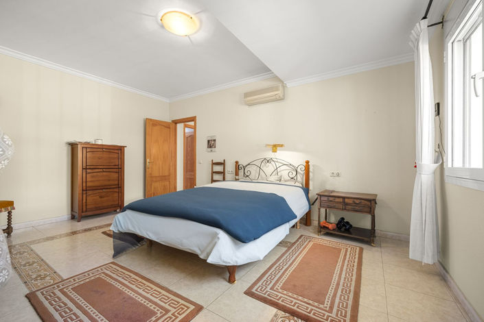 Image No.30-4 Bed Villa for sale