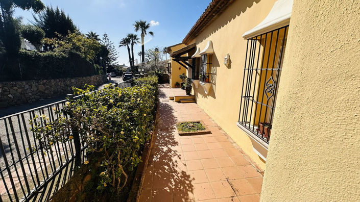 Image No.9-3 Bed Villa for sale