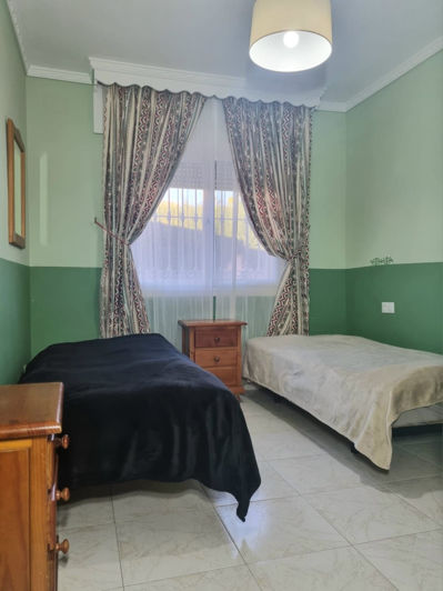 Image No.18-4 Bed Villa for sale