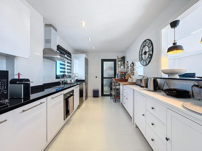 Image No.23-4 Bed Penthouse for sale