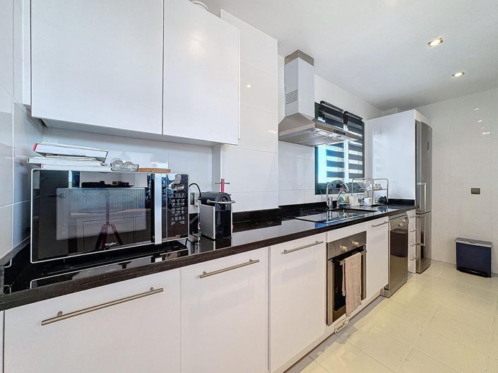 Image No.25-4 Bed Penthouse for sale