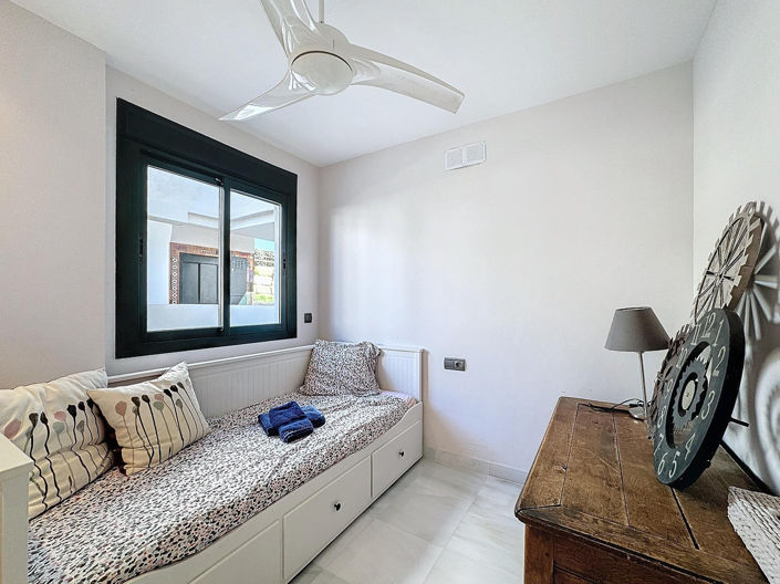 Image No.26-4 Bed Penthouse for sale