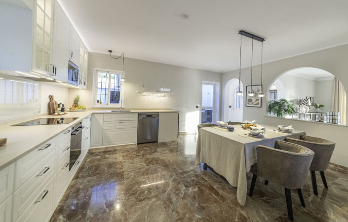 Image No.18-3 Bed Villa for sale